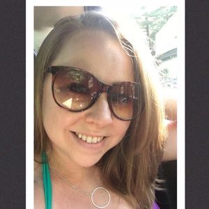 Meet your Posher, Andrea